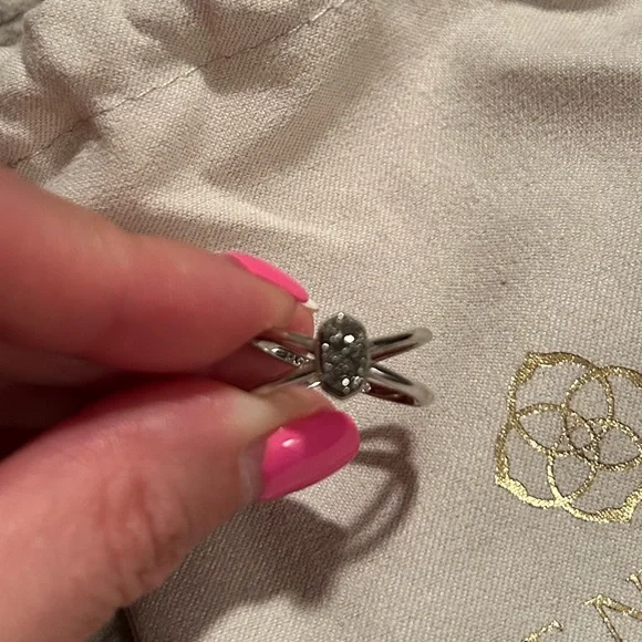 Kenda Scott Drusy Ring Size 6 - Picture 4 of 4